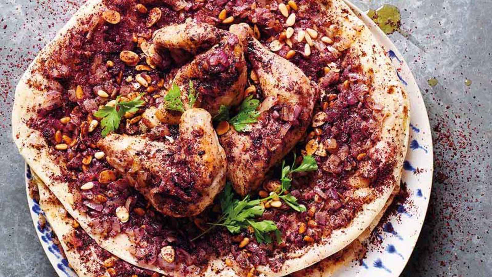 الملوخية والمسخن..نكهات فلسطينية تراثية تزين موائد رمضان