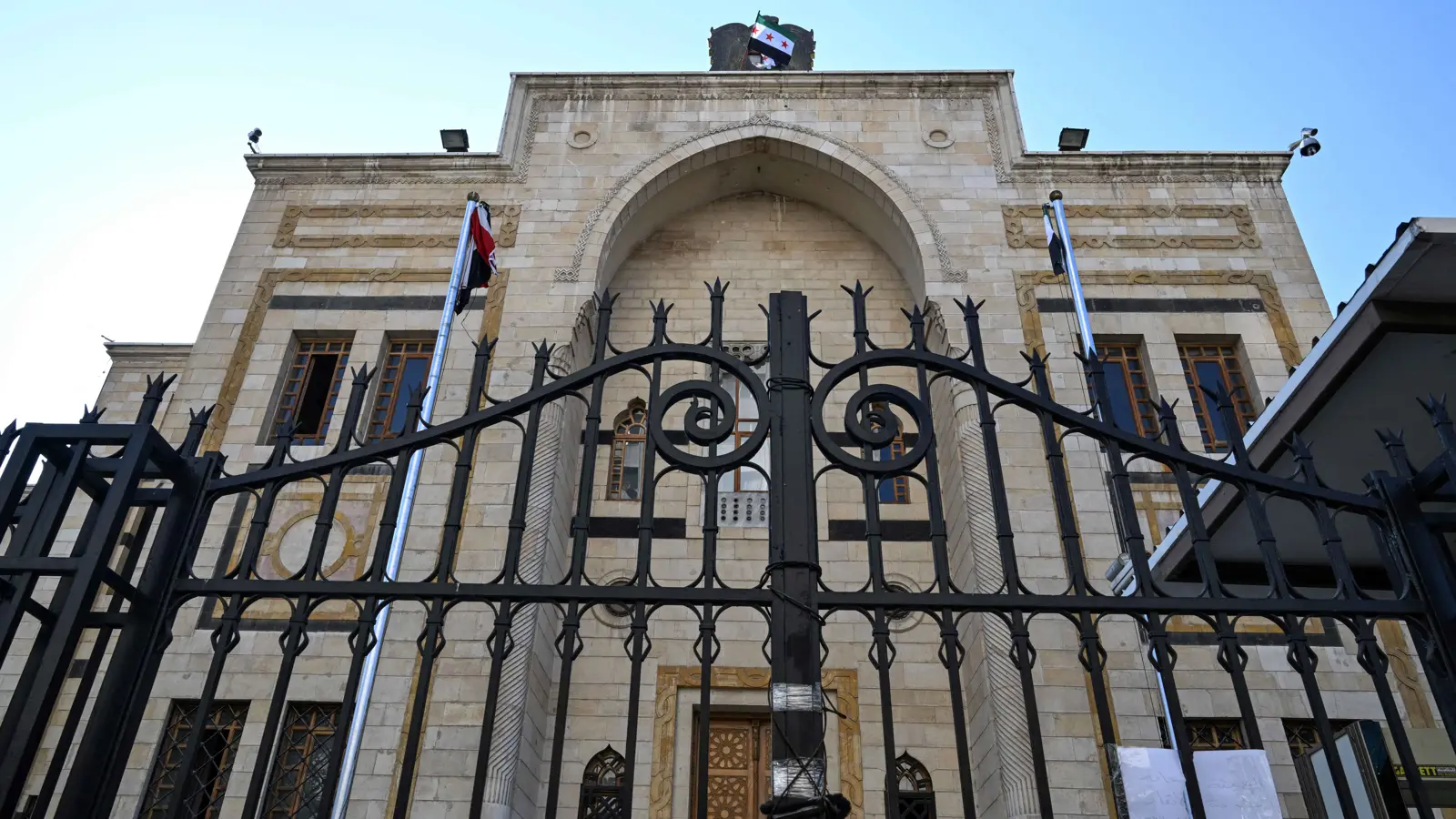 دمشق تستعد لعقد اجتماع موسع لإطلاق حوار وطني