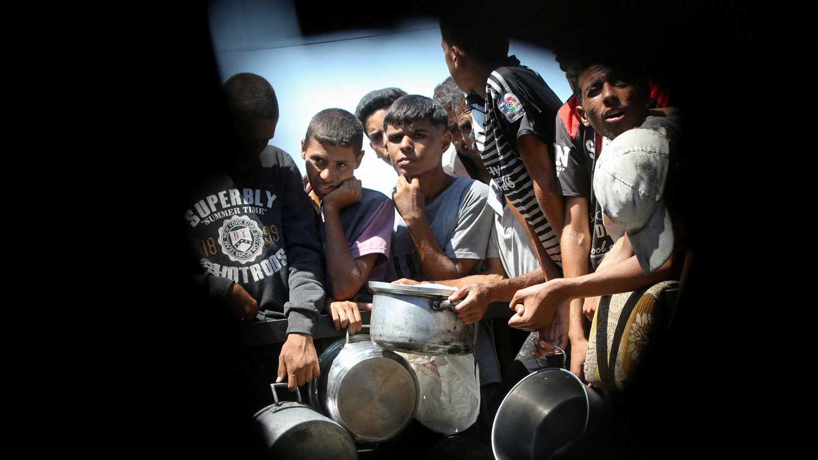 الحصيلة تلامس الـ 200.. الجوع يواصل التهام أرواح الغزيين