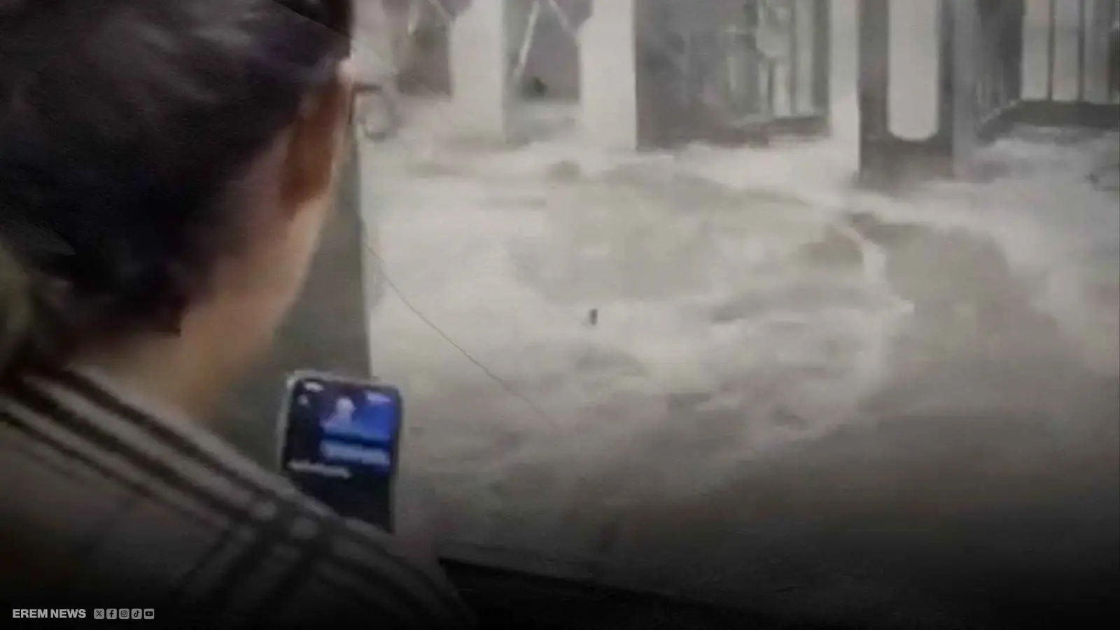 الأمطار تغرق مترو الأنفاق في نيويورك