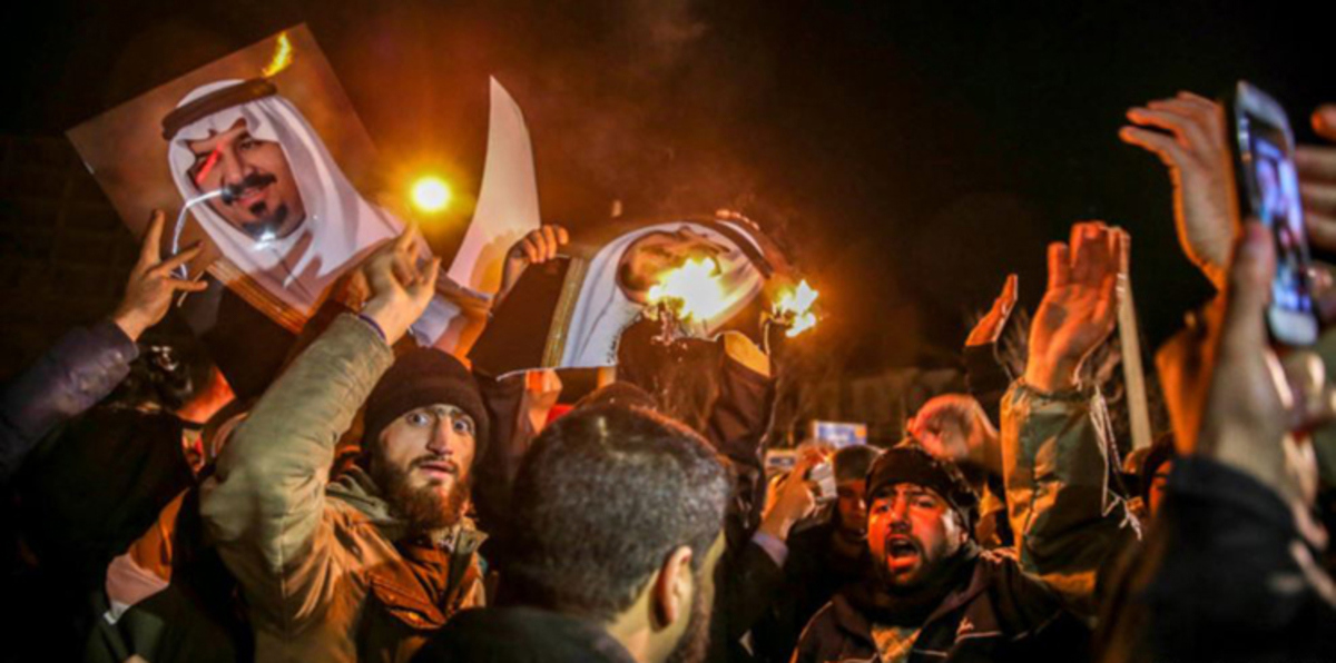 دبلوماسي إيراني يصف محاكمة مهاجمي السفارة السعودية بـ "الصورية"