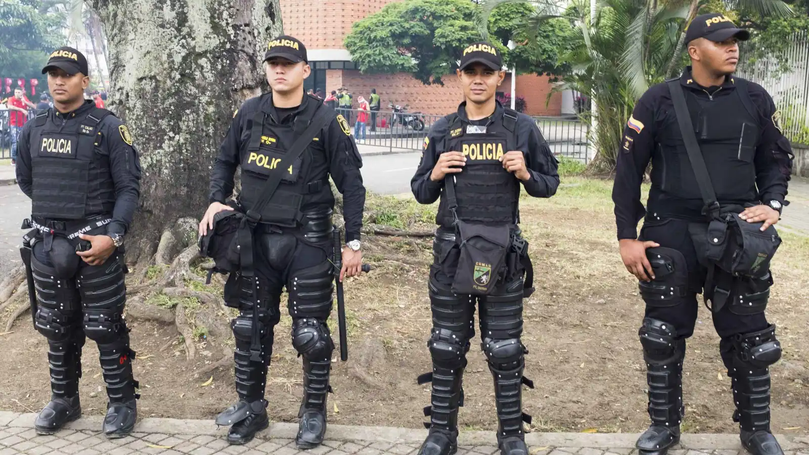 كولومبيا تشدد حماية مرشحة اليمين للرئاسة بعد تهديدات بالقتل