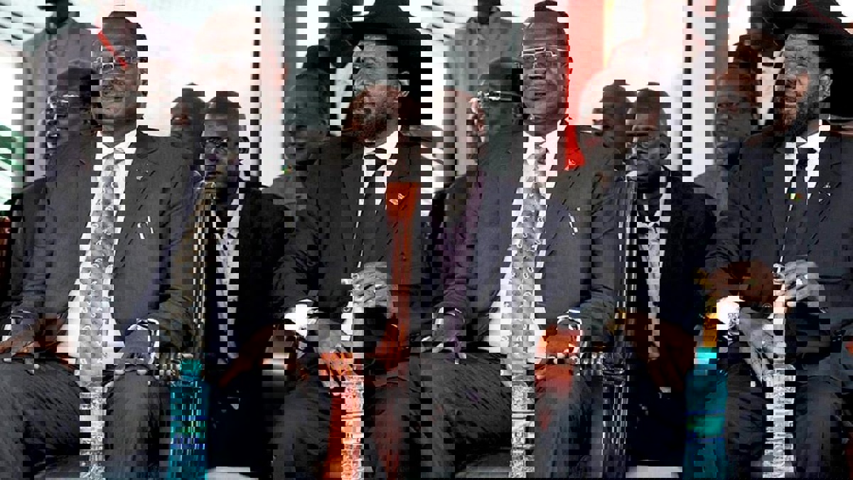 رئيس جنوب السودان كير يعين مشار زعيم المتمردين السابق نائبا له