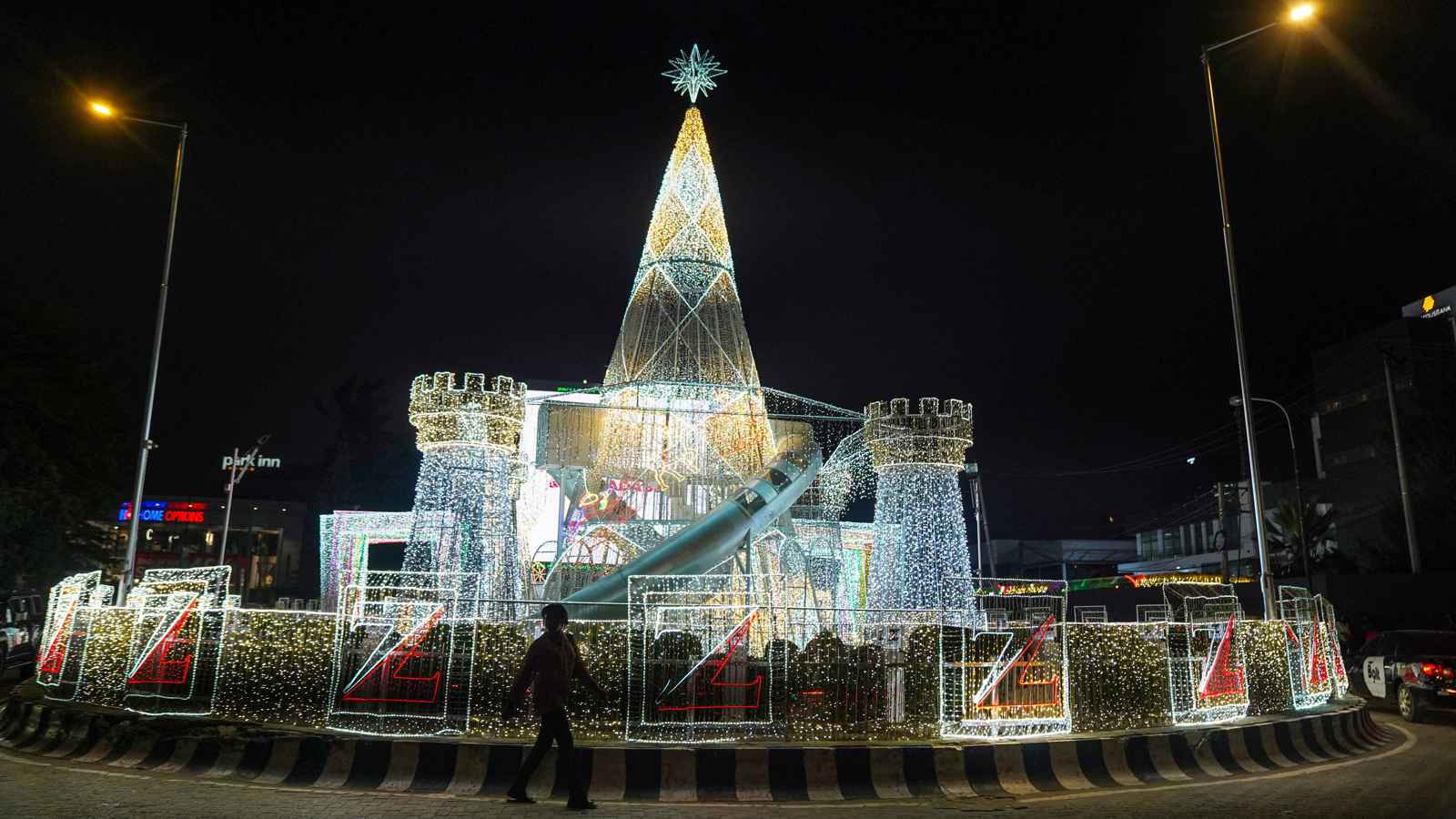 "جون أفريك": إصلاحات نيجيريا وجنوب أفريقيا تُنعشان آمال القارة الاقتصادية