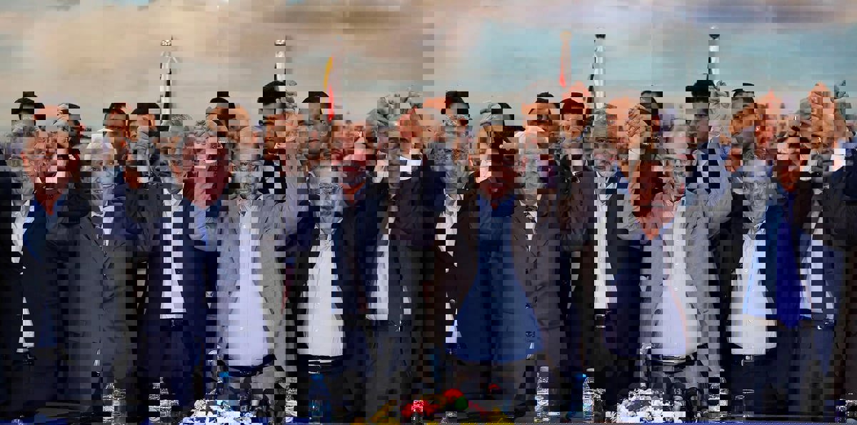 سامح شكري يبحث مع عزام الأحمد تطورات المصالحة الفلسطينية