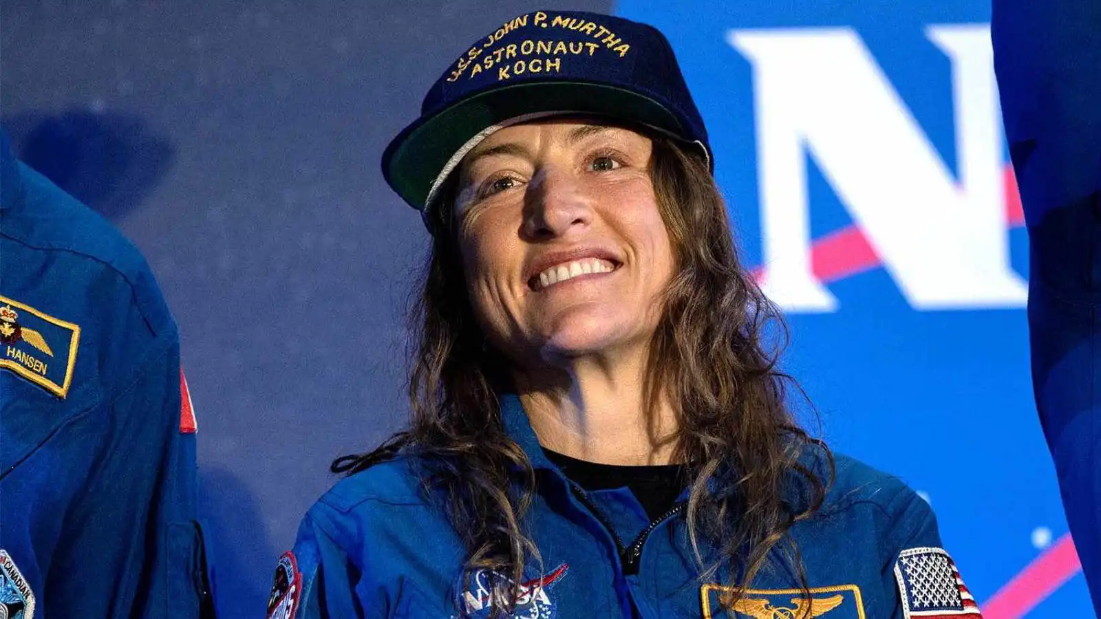 رائدة "أرتميس 2": الأرض "قارب نجاة صغير" في ظلام الفضاء الواسع