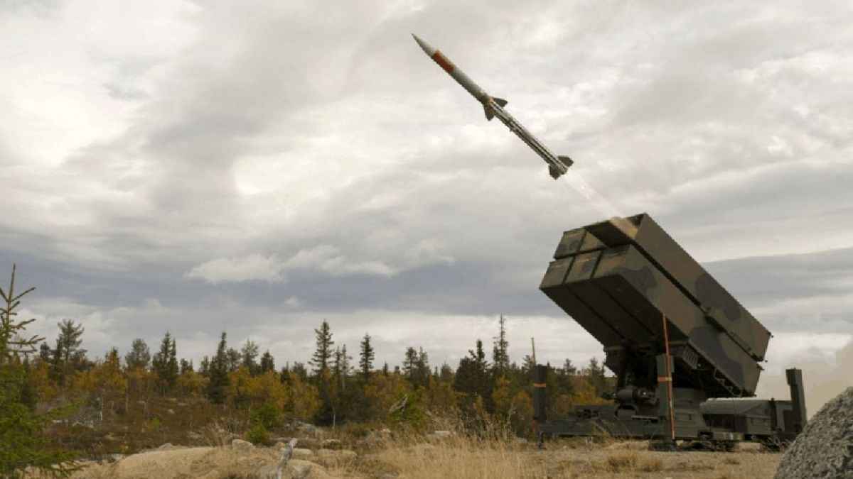 بين منظومتي "ناسماس" و"أتاكمز".. هل تتغير معادلة حرب أوكرانيا؟