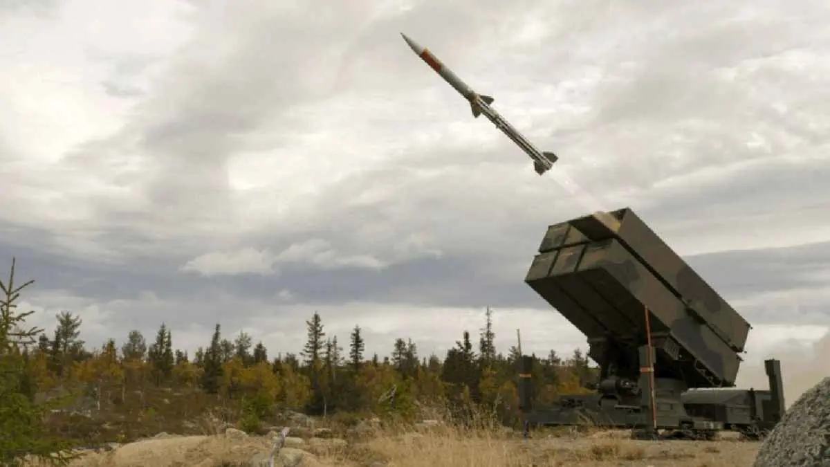 بين منظومتي "ناسماس" و"أتاكمز".. هل تتغير معادلة حرب أوكرانيا؟