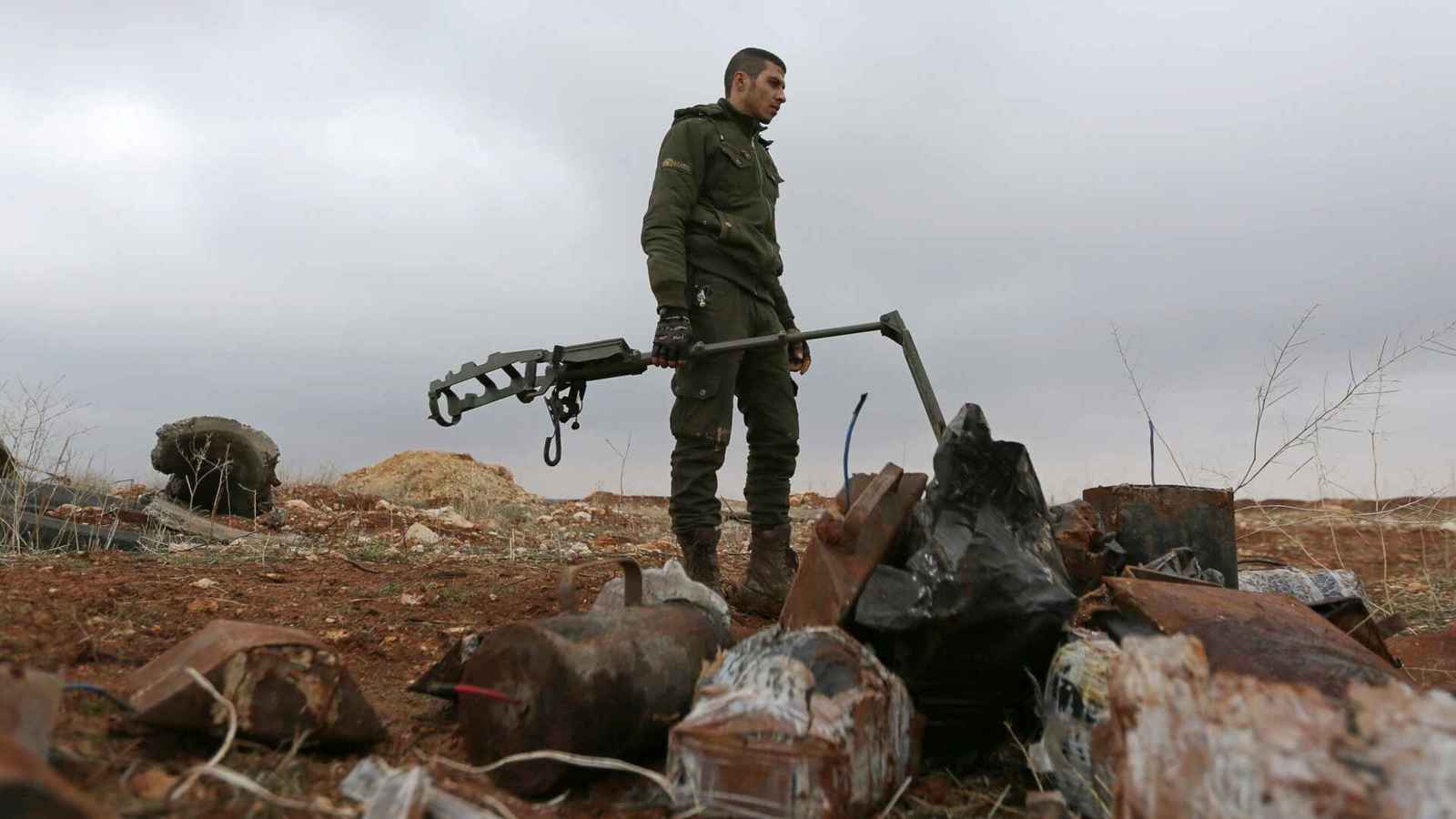 سوريا.. مقتل شخص وإصابة 3 بتفجير لغم في السويداء