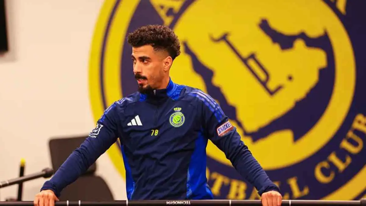 لماذا فضل علي لاجامي عرض الهلال على النصر؟ (فيديو)