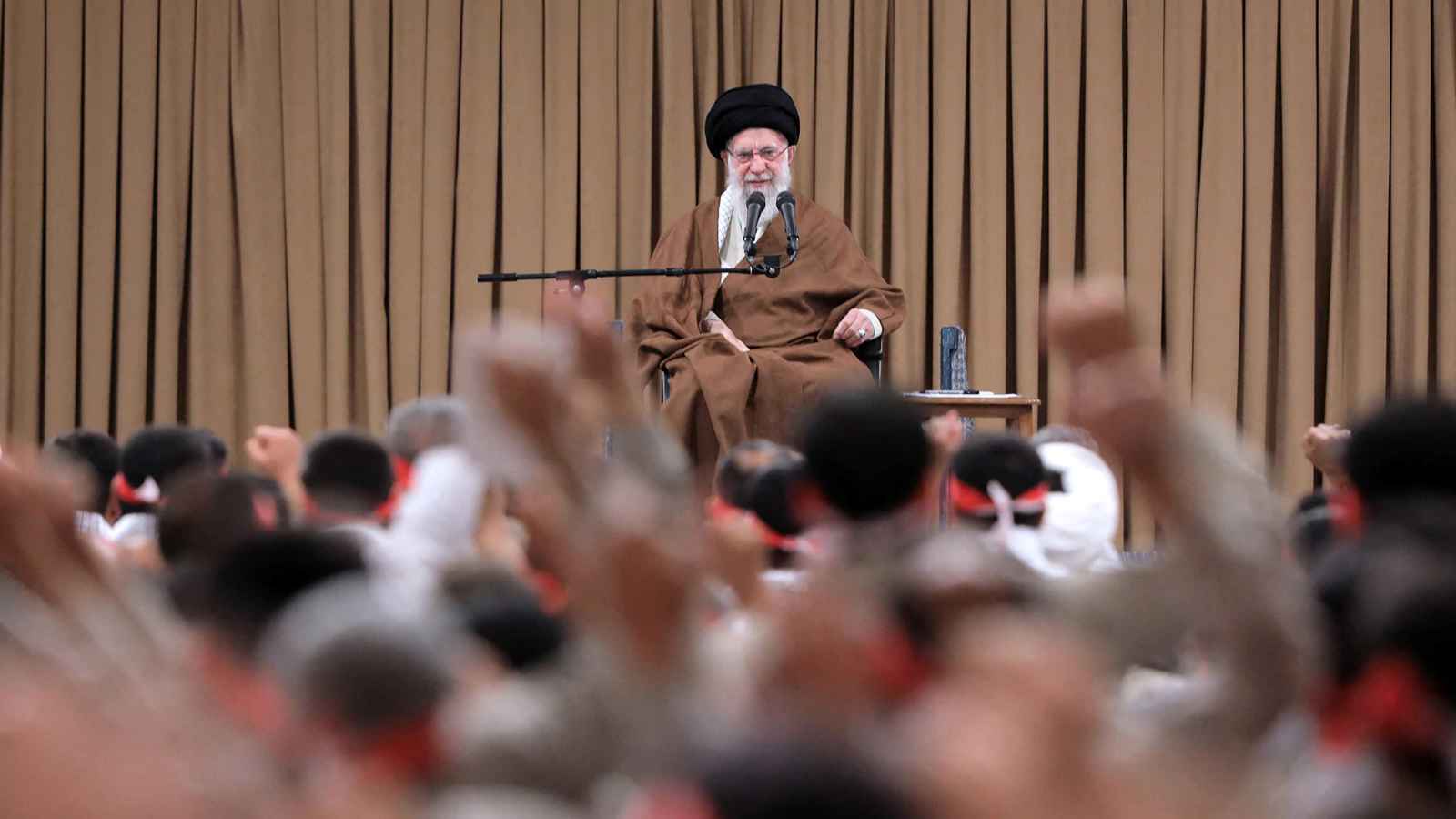 بعد "دروس" العراق وليبيا وأفغانستان.. هل يُعيد العالم أخطاء الماضي في إيران؟