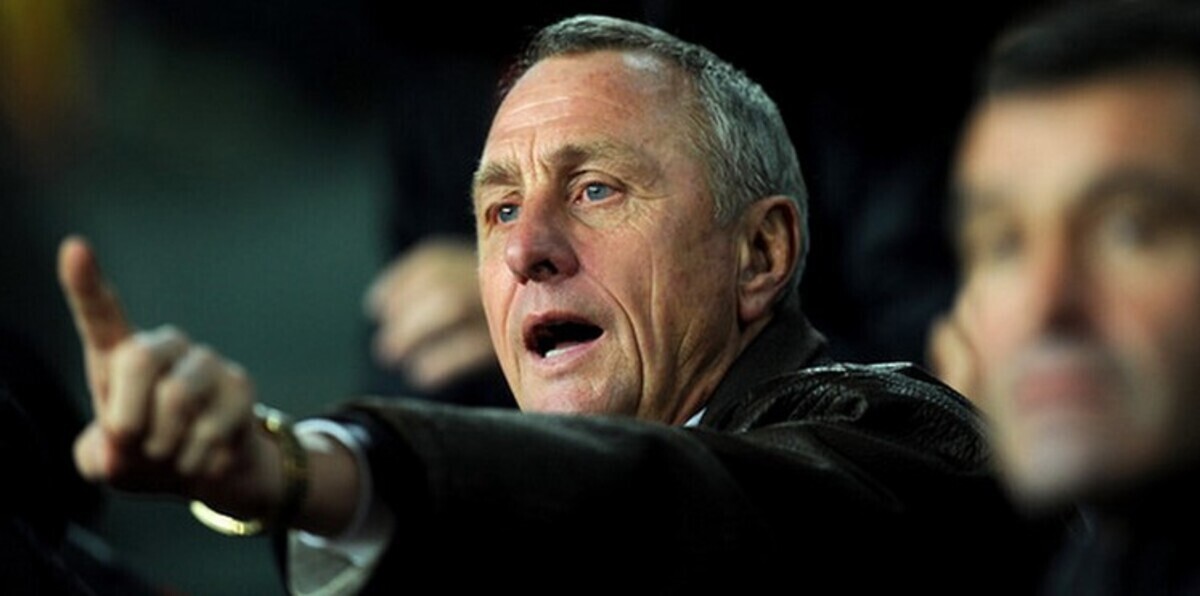 وفاة أسطورة كرة القدم الهولندي يوهان كرويف