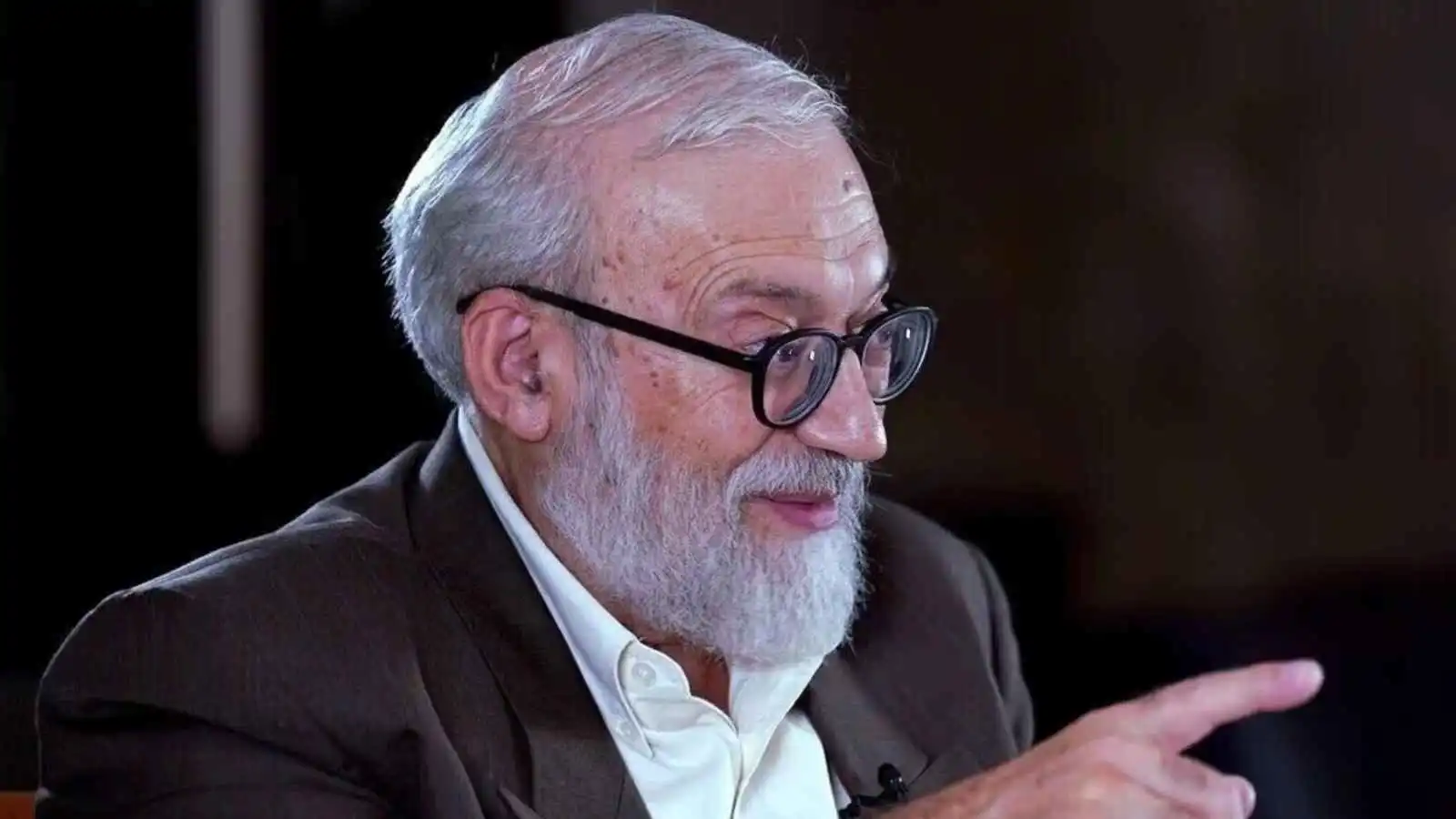 مسؤول إيراني يدعو لاغتيال ترامب