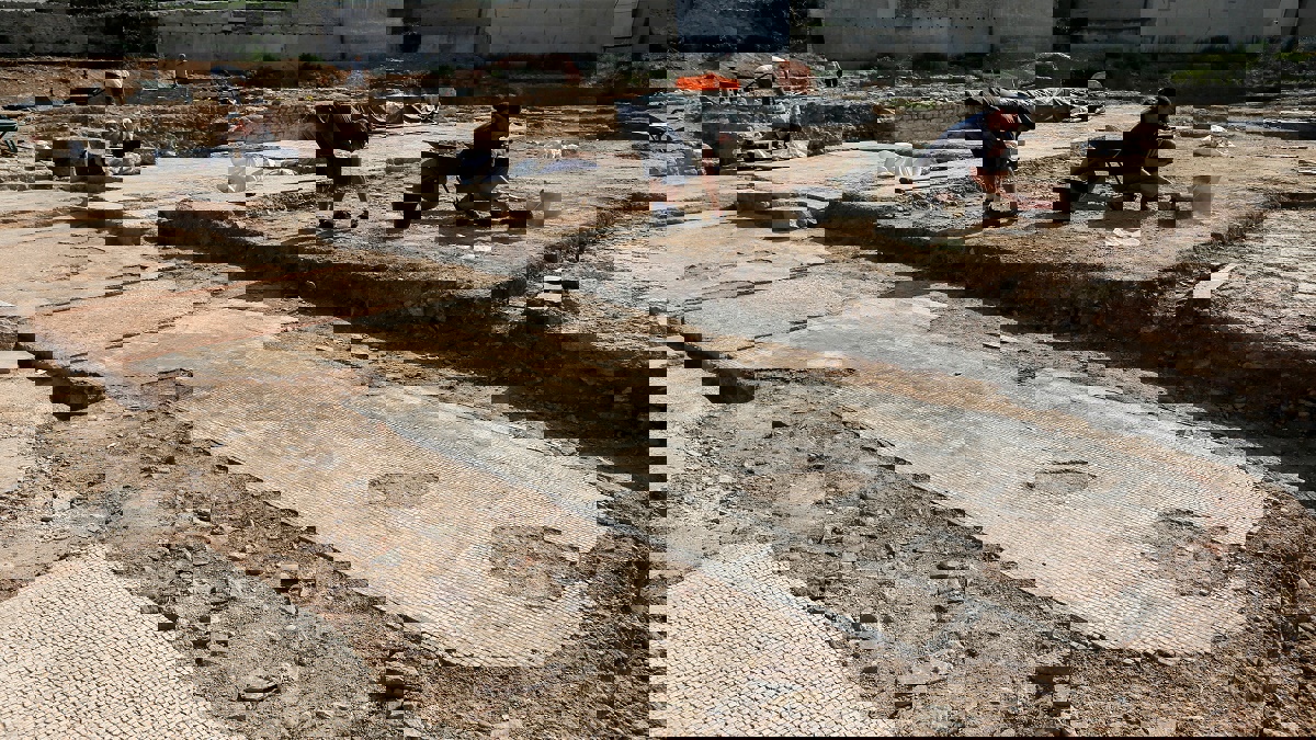 اكتشاف غرفة سرية في "دارة نيرون" برومانيا تعود لألفي عام