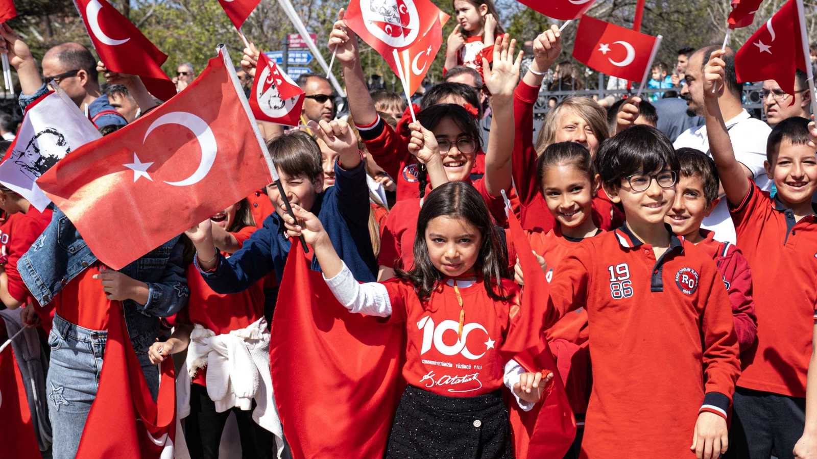 تركيا تواجه تراجعاً حاداً في عدد الأطفال.. نصف الأسر بلا أولاد