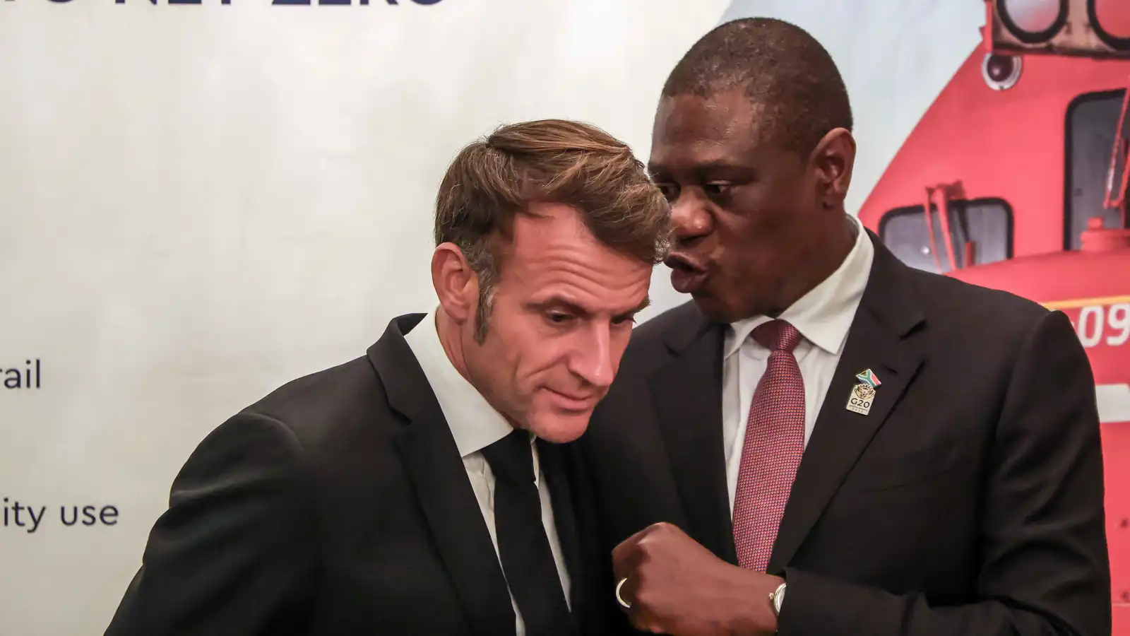 من موريشيوس إلى الغابون.. ماكرون يخطط لـ"تجديد" الشراكة الأفريقية