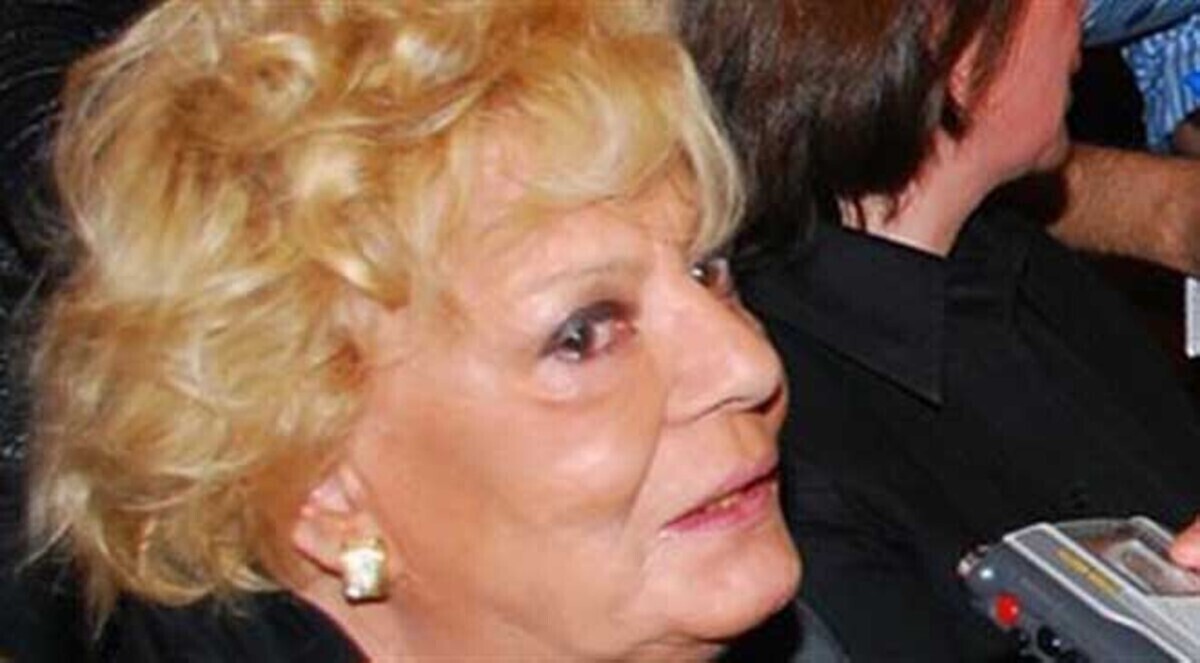 أول ظهور لـ"عدلي منصور" ونادية لطفي في عزاء الأبنودي (صور )