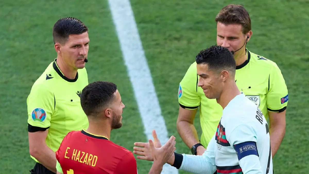 إجابة صادمة من هازارد حول عقلية رونالدو