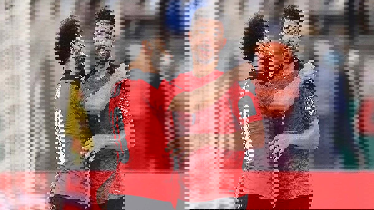 وسط تضارب الأنباء حول إقالته.. تريزيغيه يدعم إيهاب جلال مدرب منتخب مصر