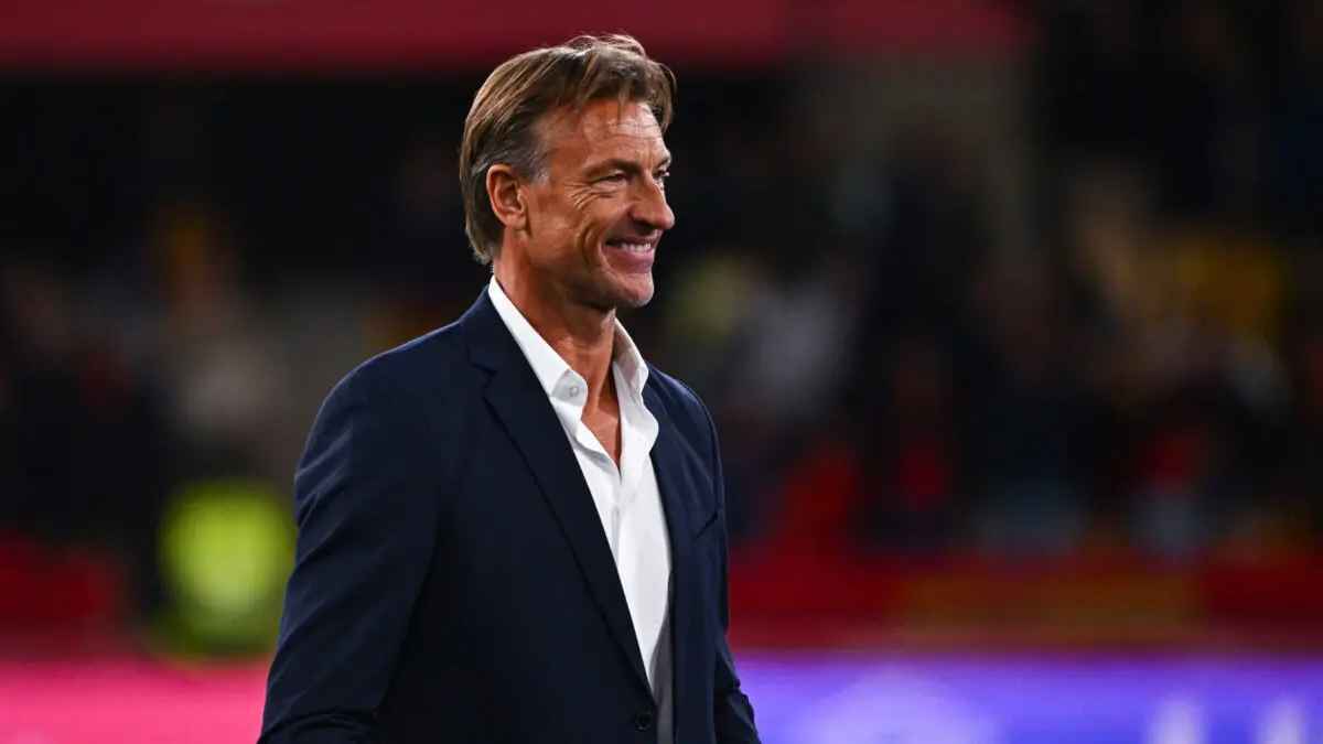 رينارد يصارع أكبر عقبة في طريق مانشيني