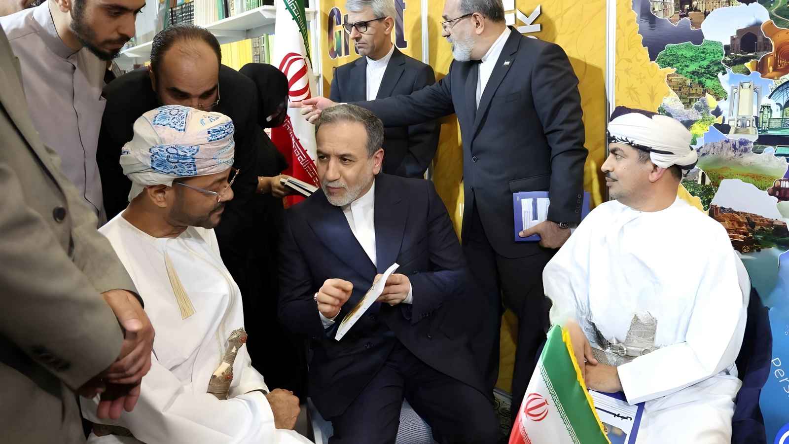 بماذا تختلف الجولة الثالثة من المباحثات النووية في مسقط؟