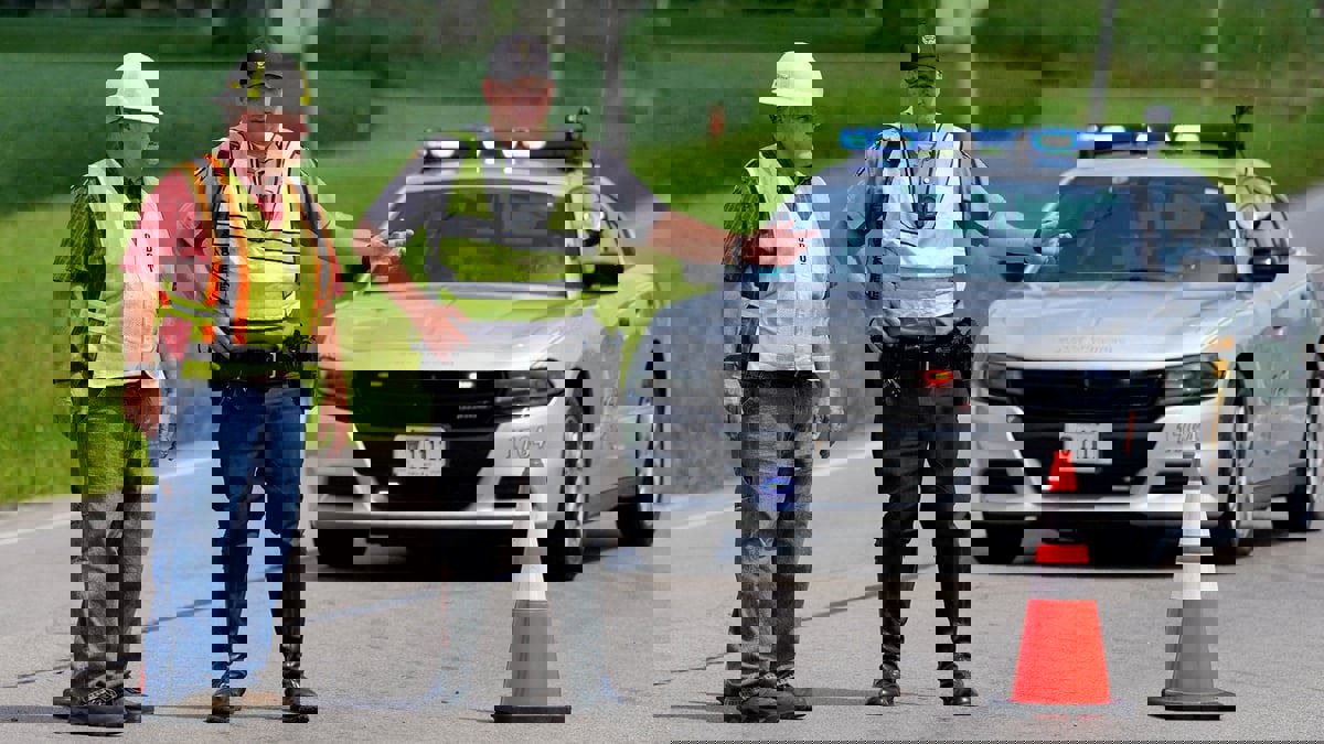 مطاردة ومواجهة.. الشرطة الأمريكية تقتل مسلحا حاول اقتحام مبنى لـ"FBI"