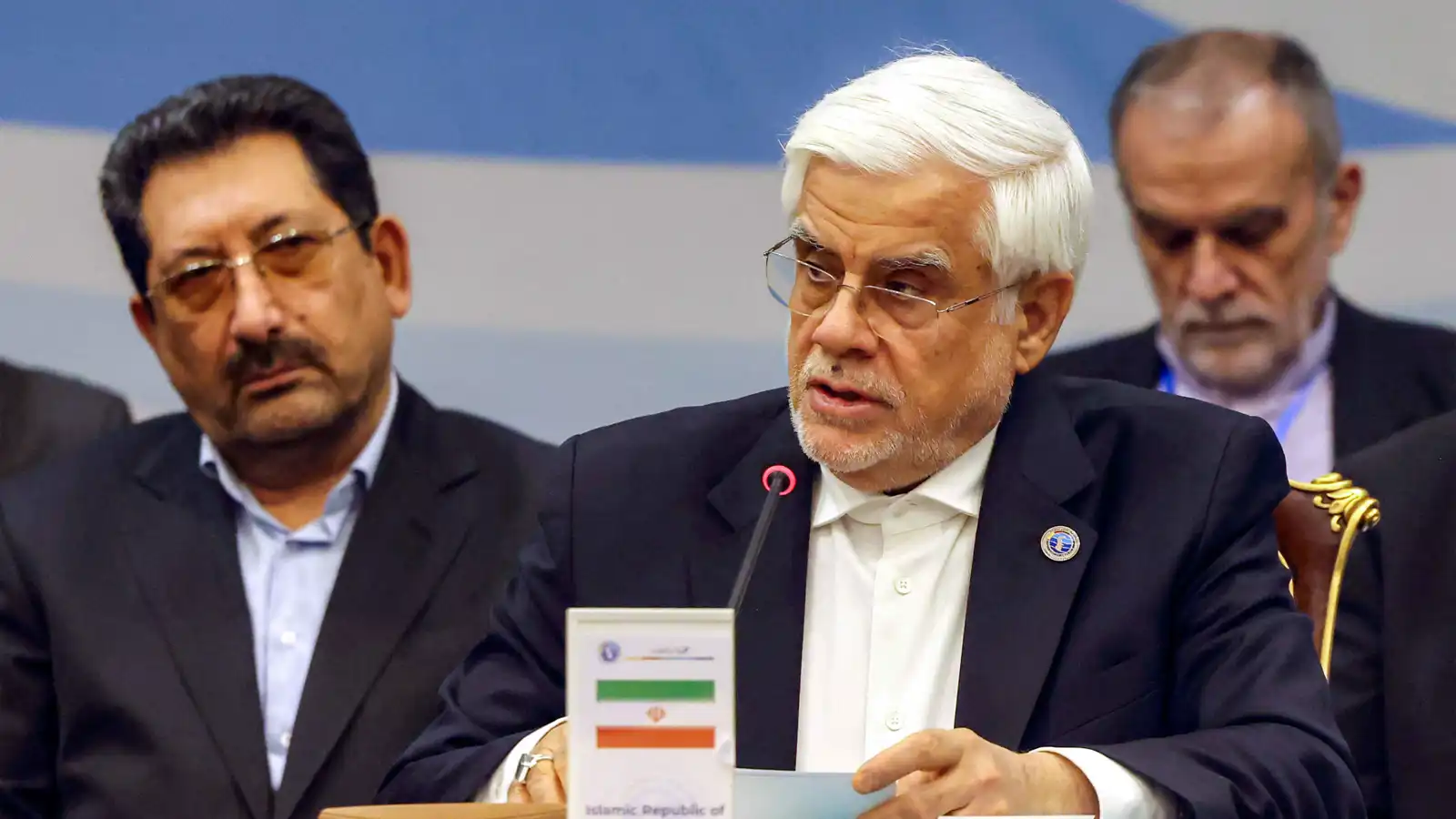 نائب الرئيس الإيراني: أمن مضيق هرمز ليس مجانيا