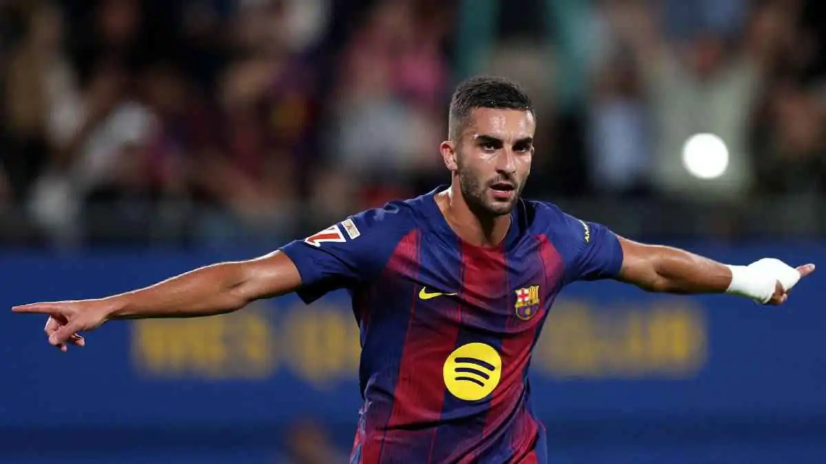 فران توريس نجم برشلونة الإسباني