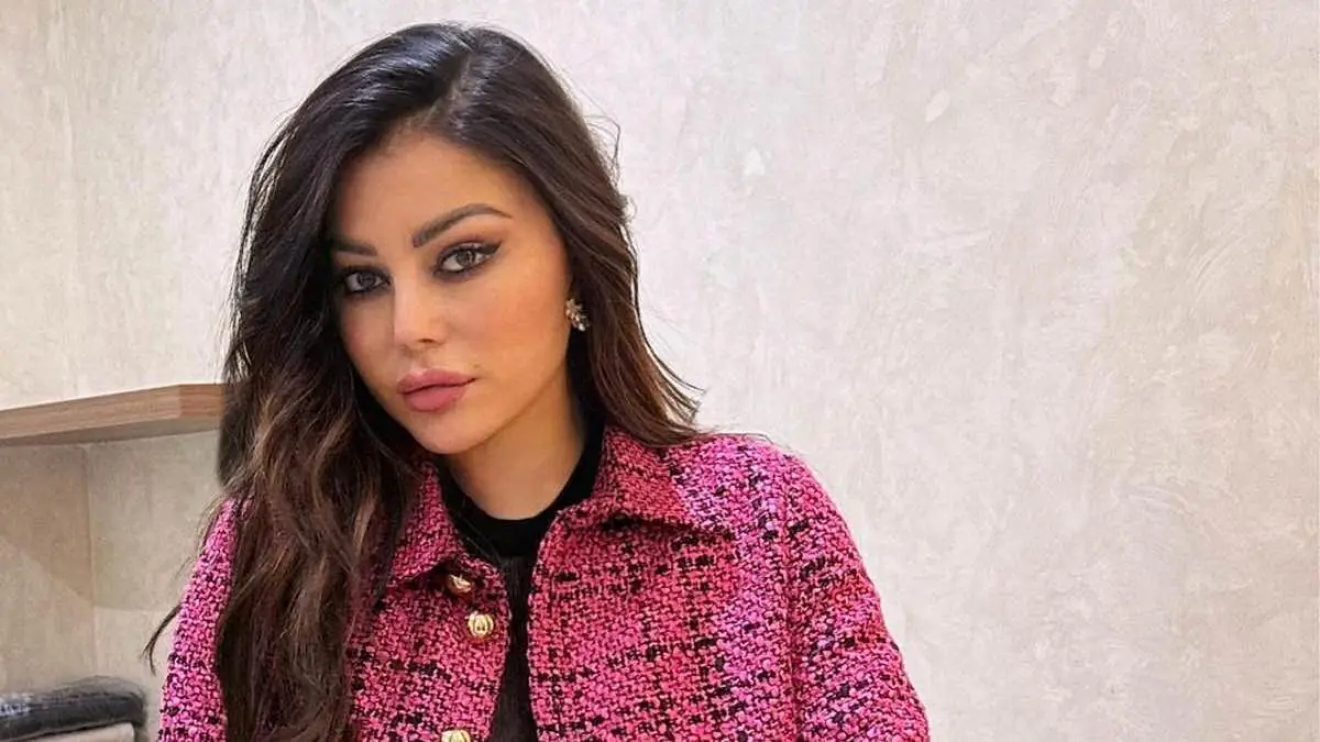 هيفاء وهبي تعلق على قرار منعها من التمثيل والغناء في مصر