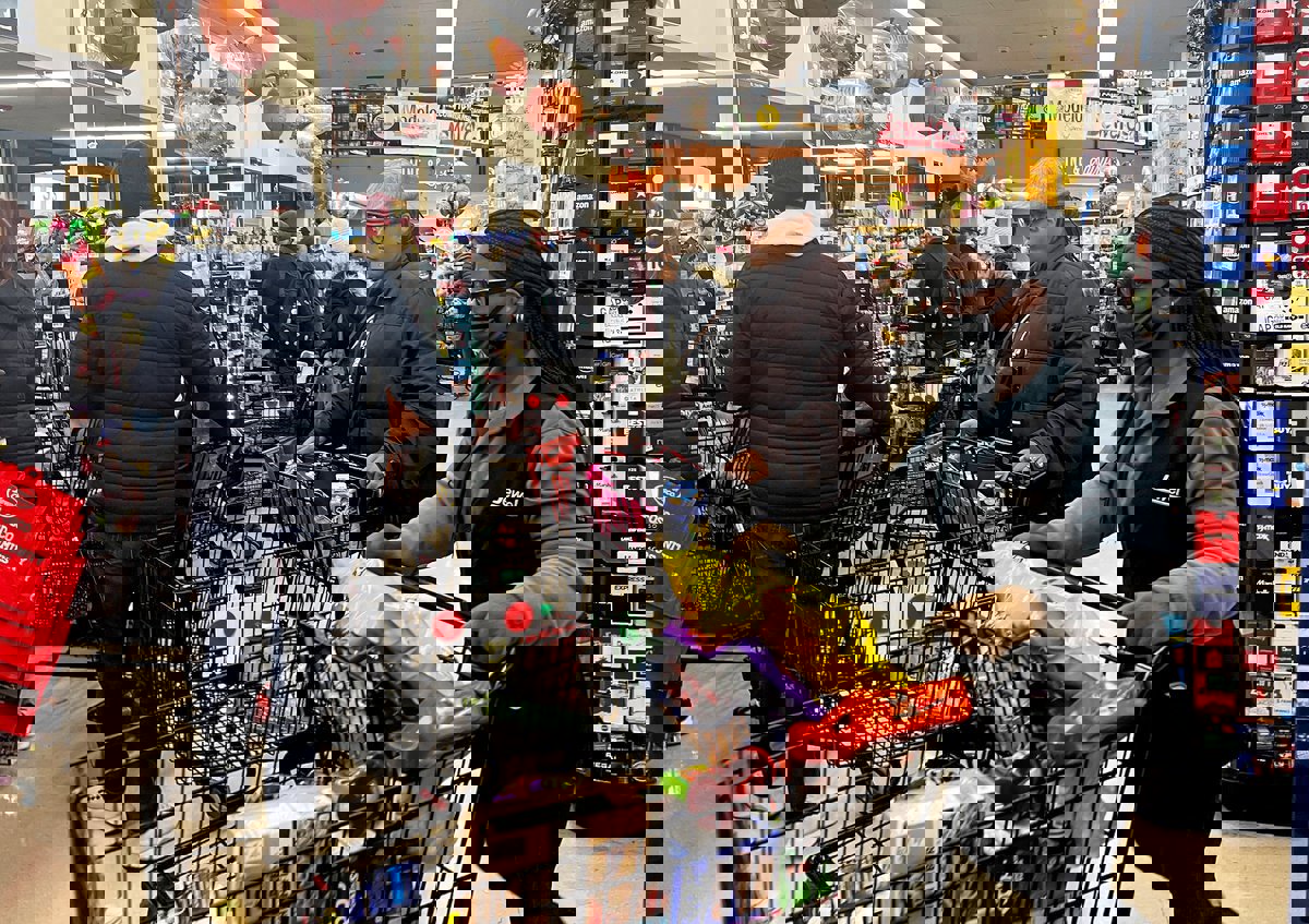 الشركات الصناعية تبعد أمريكا عن شبح التضخم