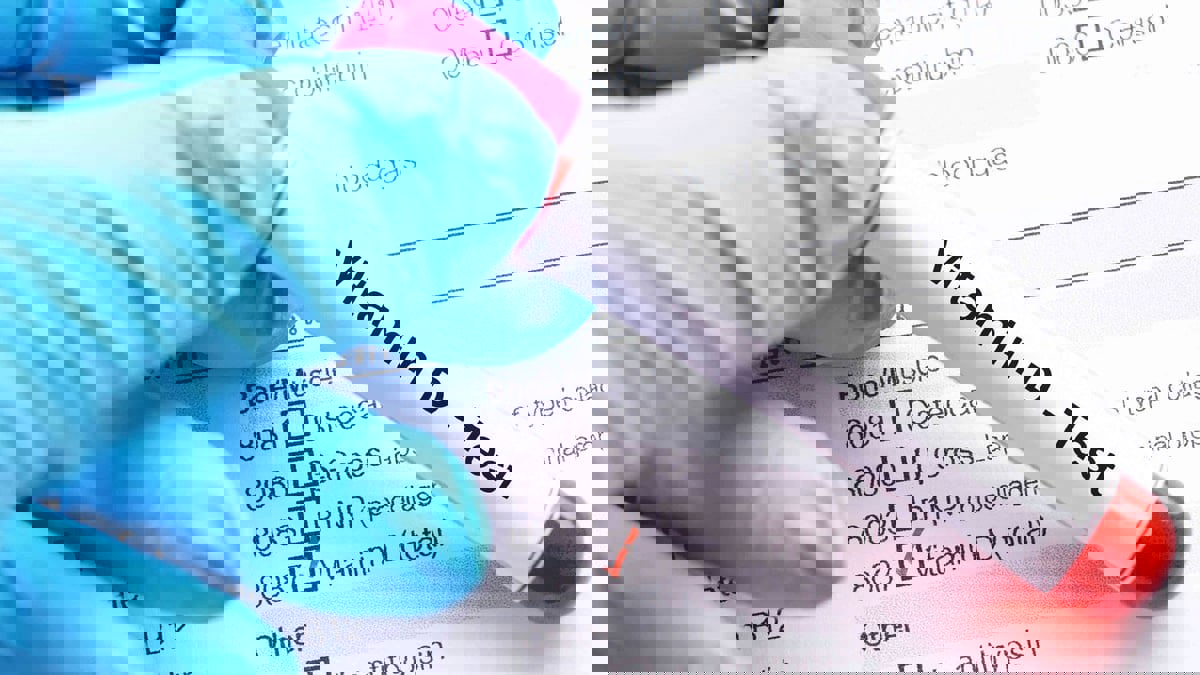 من بينها الاكتئاب.. هذه الحالات تعني نقص فيتامين "D"