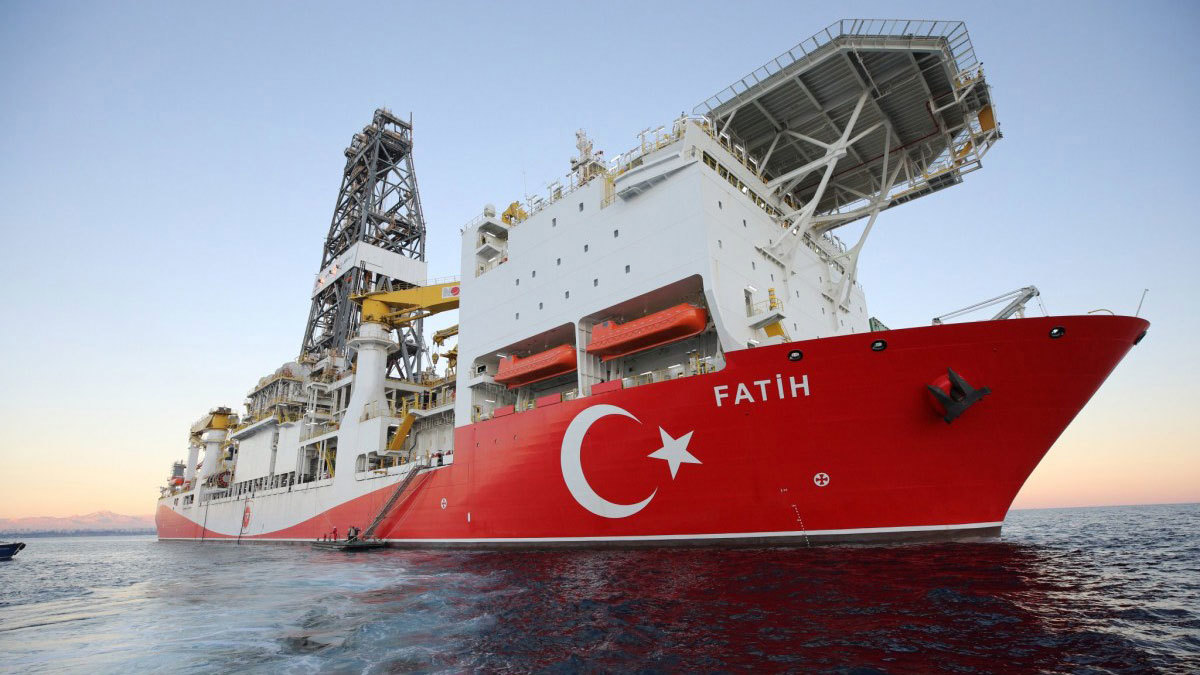 "ليبيراسيون": أردوغان يحول البحر المتوسط إلى برميل بارود