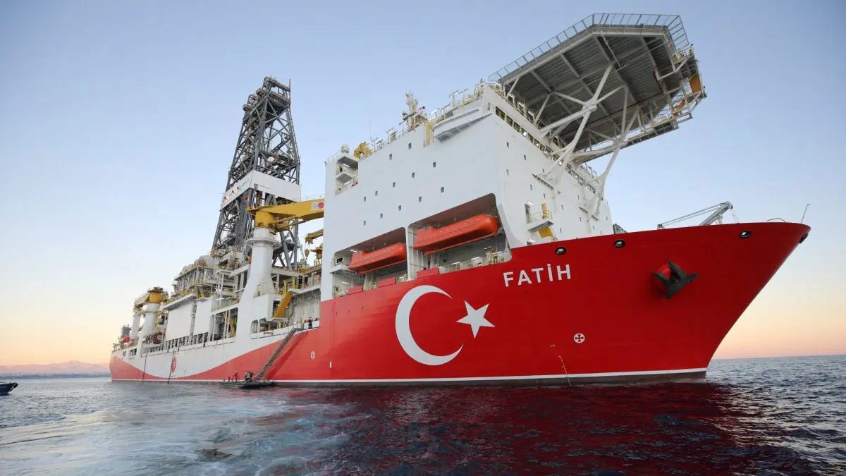 "ليبيراسيون": أردوغان يحول البحر المتوسط إلى برميل بارود