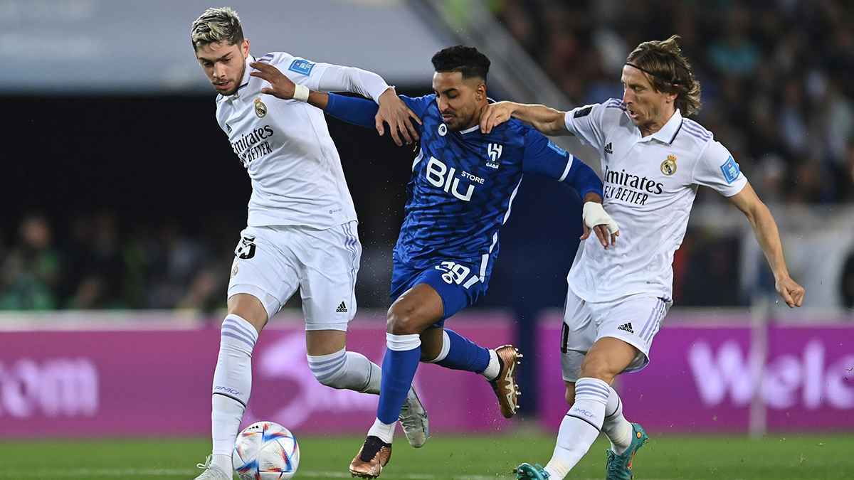 قناة مجانية جديدة تعلن نقل مباراة الهلال وريال مدريد رسميا (فيديو)