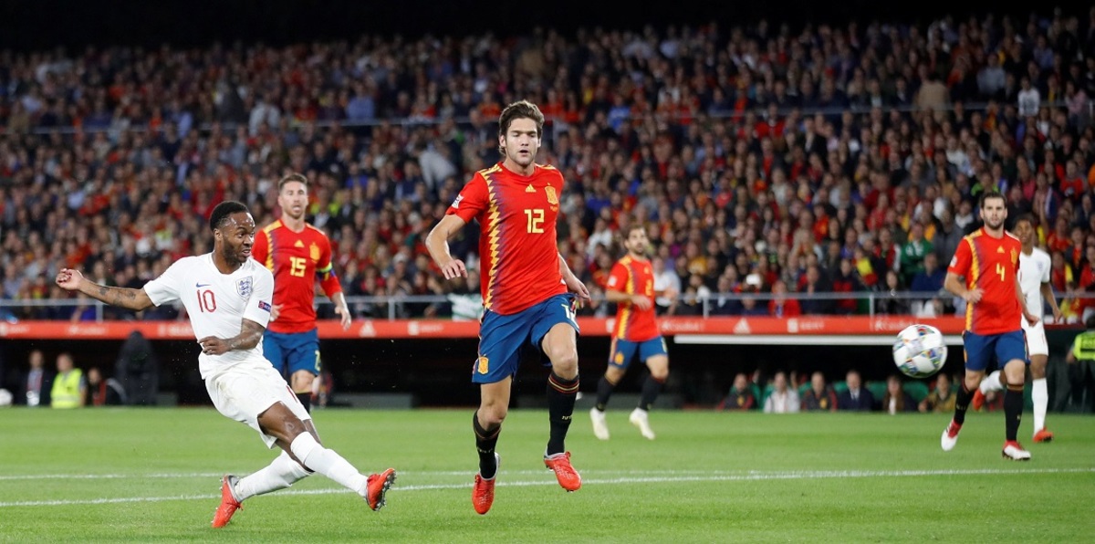 أهداف مباراة إسبانيا وإنجلترا.. 3\2 للأسود الثلاثة (فيديو)