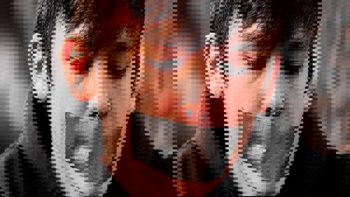 لا تضحِّ بسعادتك لإشباع رغبات الآخرين