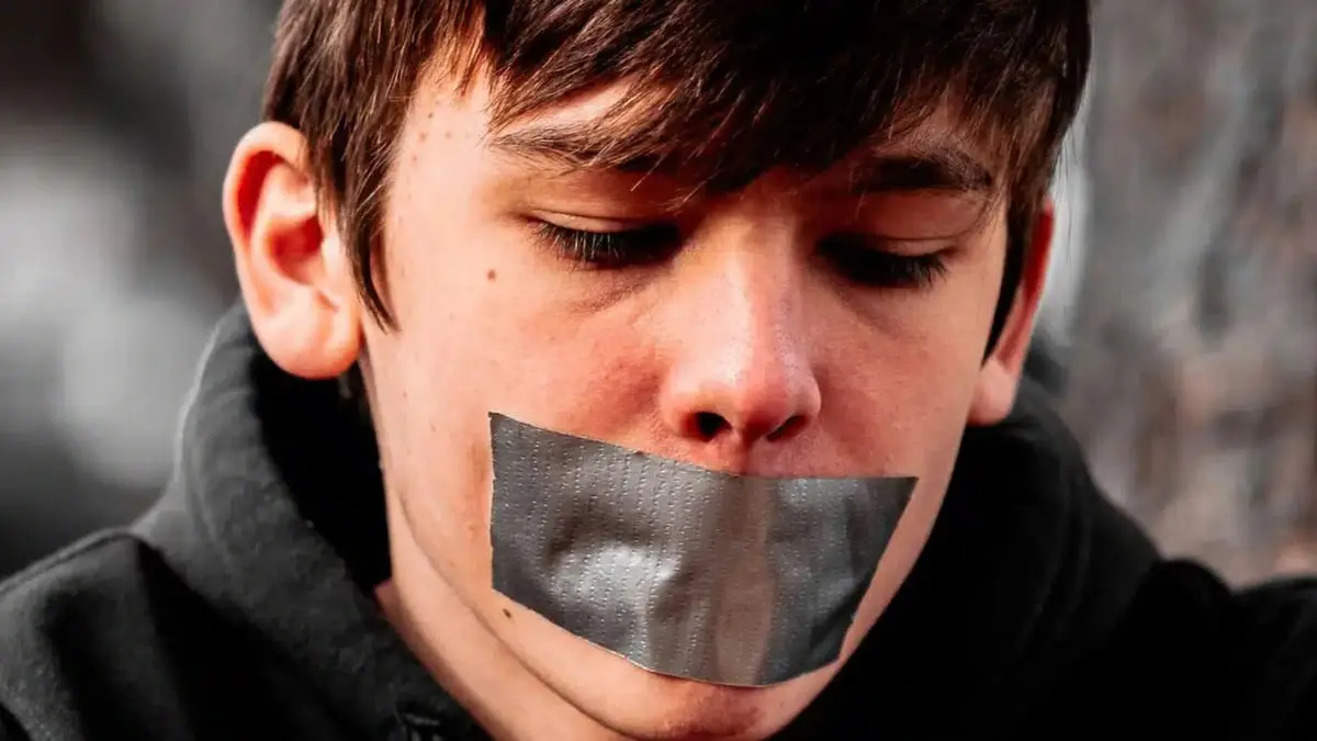 لا تضحِّ بسعادتك لإشباع رغبات الآخرين