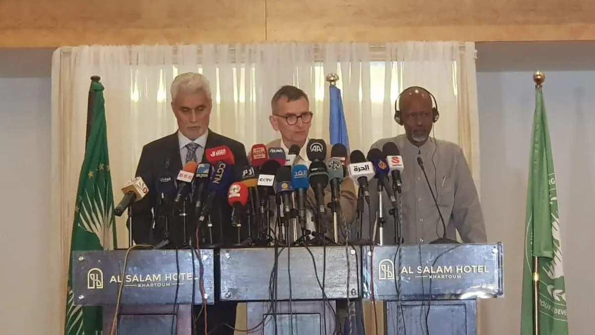 خلافات داخل الآلية الثلاثية ترجئ انطلاق العملية السياسية في السودان
