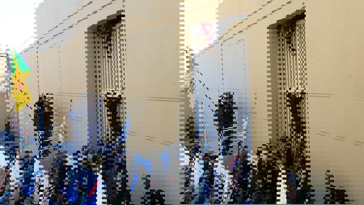 4 دول خليجية تدين محاولة اقتحام السفارة الأمريكية في بغداد