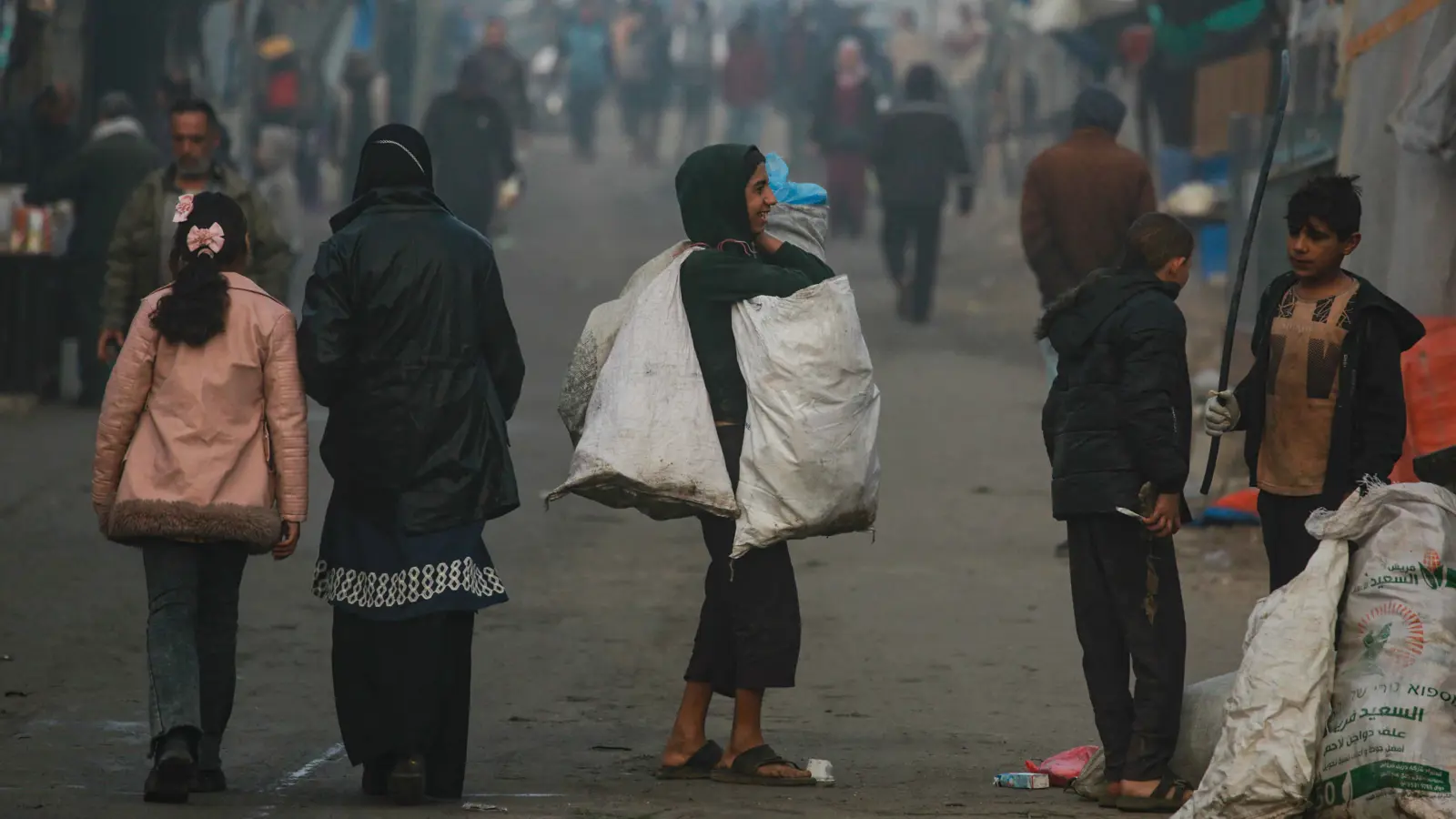 الانتشار الأمني ينذر بشرارة جديدة بين حماس والسلطة في غزة