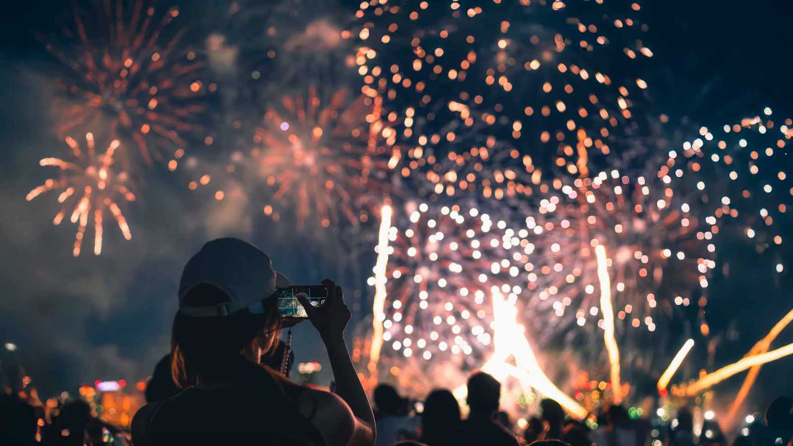 الألعاب النارية تتسبب بكارثة في موكب زفاف بدمشق (فيديو)