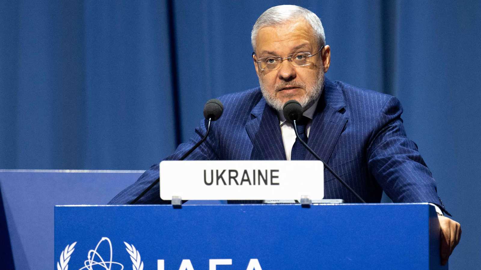 الحكومة الأوكرانية تعلق مهام وزير العدل