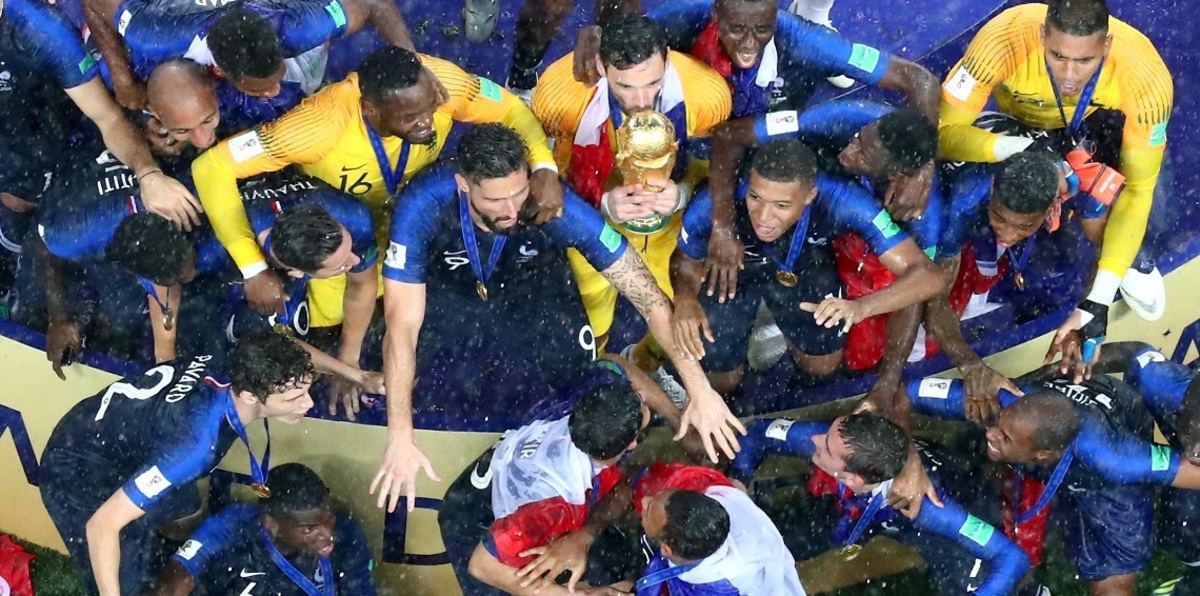 شاهد قميص المنتخب الفرنسي الجديد بعد التتويج بكأس العالم 2018 (صورة)
