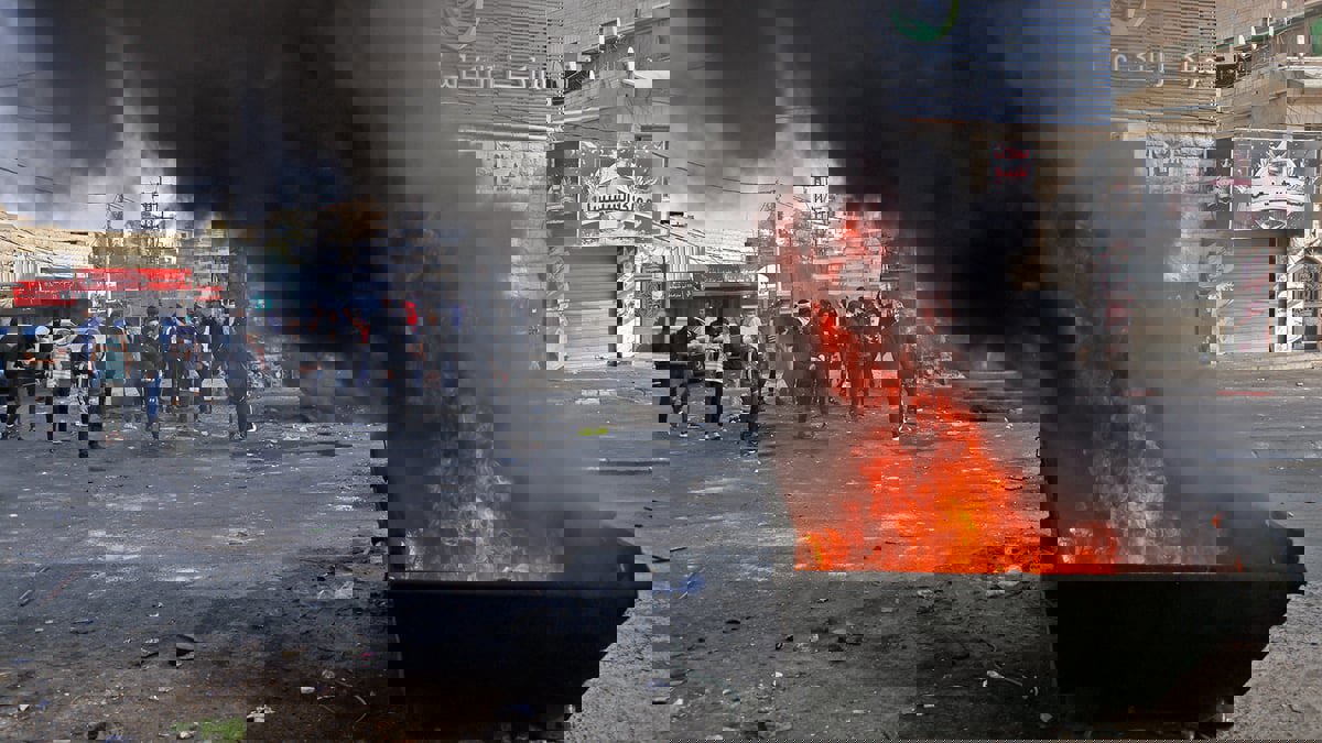 الفلسطينيون في مخيم شعفاط يعلنون العصيان المدني