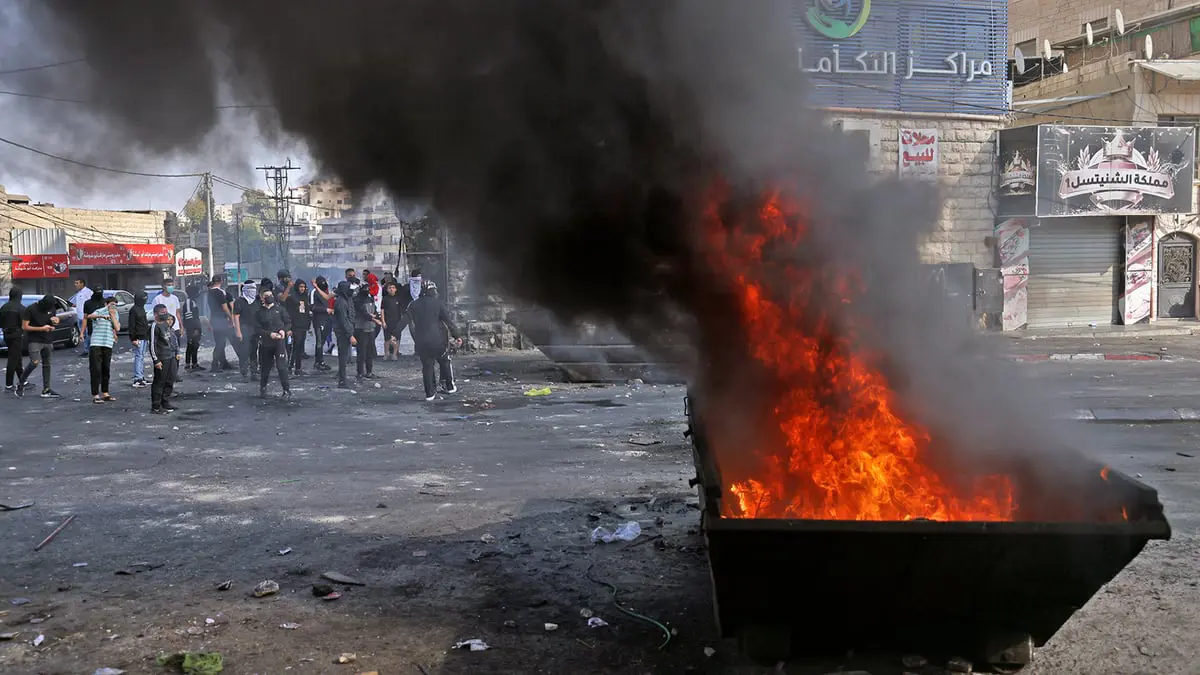 الفلسطينيون في مخيم شعفاط يعلنون العصيان المدني