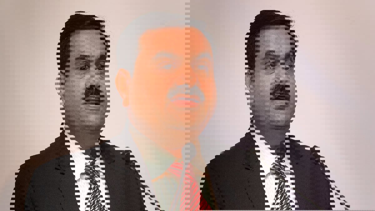 الملياردير الهندي أداني يتجاوز العاصفة مع إقبال المستثمرين على طرح لمجموعته