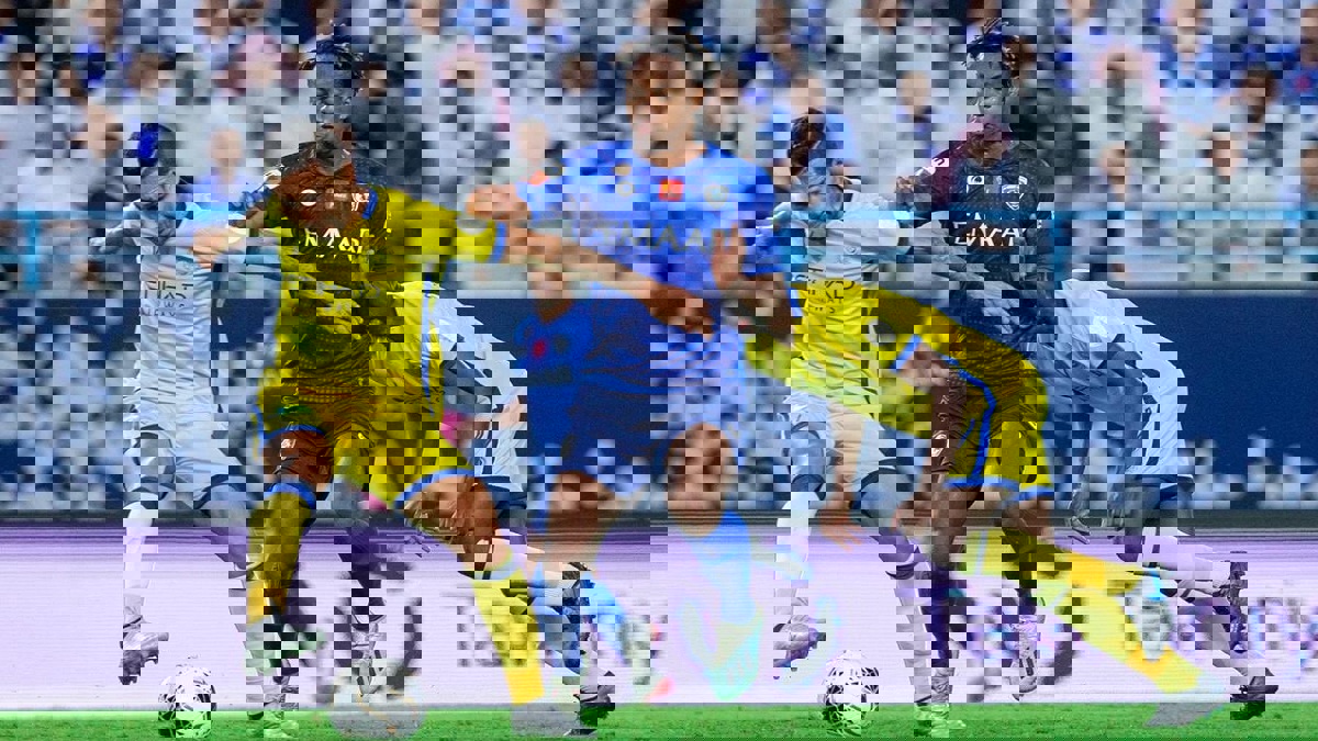 وليد الفراج يكشف تطورات جديدة بشأن عودة الدوري السعودي (شاهد)