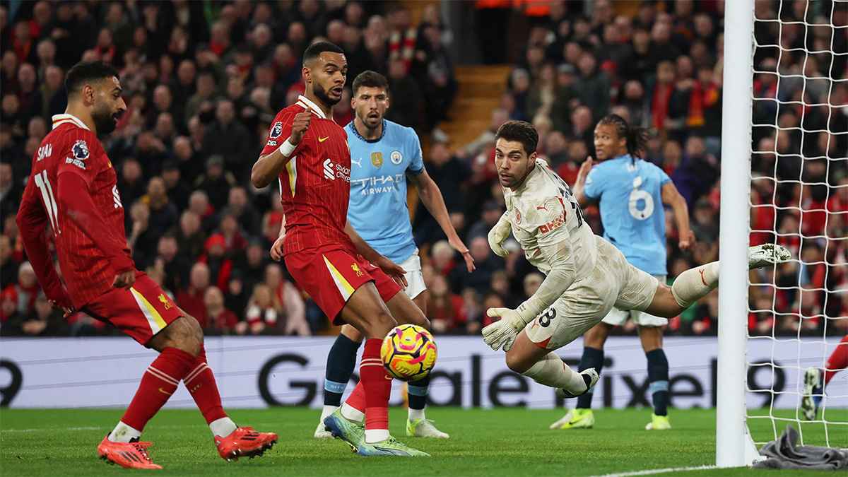 ليفربول ومانشستر سيتي وريال مدريد.. مواعيد مباريات اليوم والقنوات الناقلة 