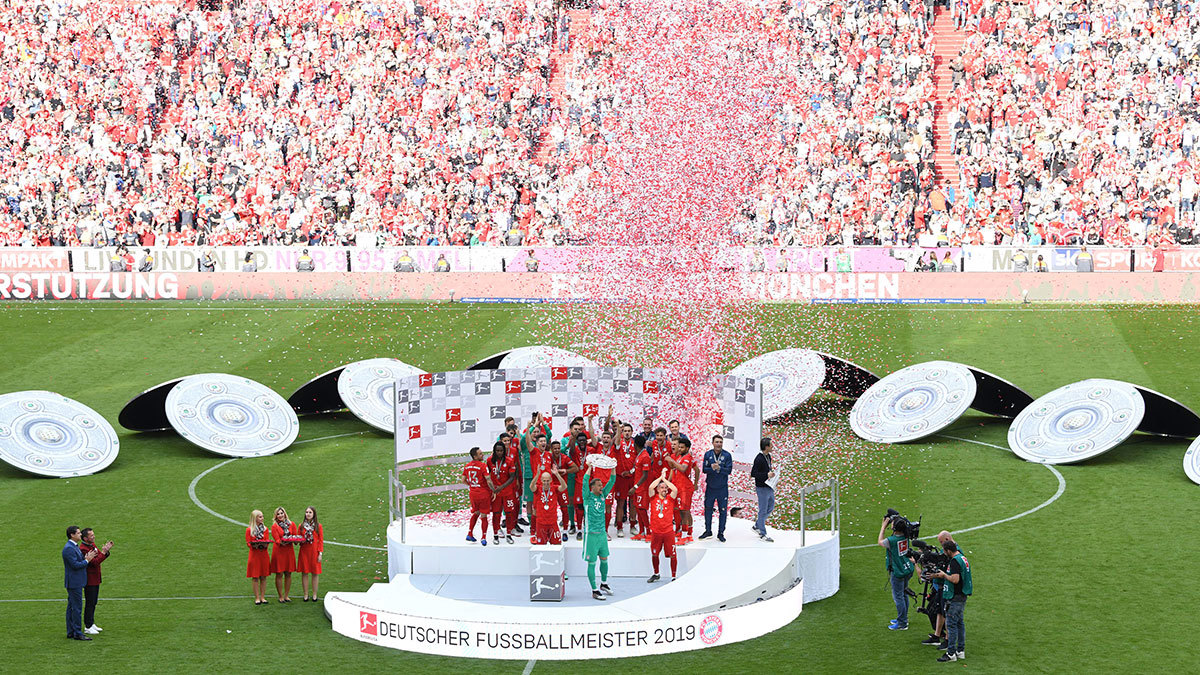 بايرن ميونخ ينال لقبه الـ29.. وبيزارو يجدد تعاقده مع بريمن.. ضمن أبرز 5 نقاط بالجولة الأخيرة للدوري الألماني