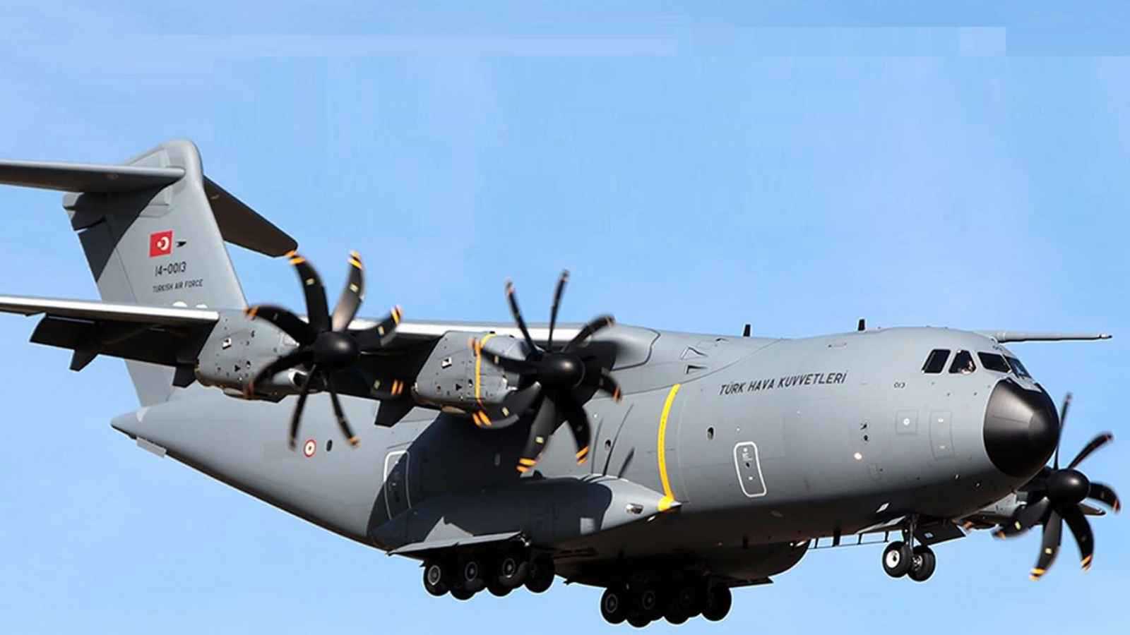 تحطّم طائرة شحن عسكرية تركية عند الحدود بين أذربيجان وجورجيا (فيديو)